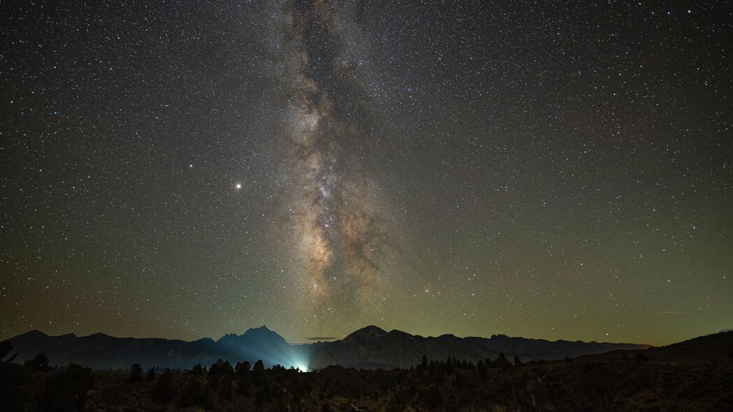 璀璨星云夜，高清4K星空壁纸，3840x2160分辨率，绝美风景一键下载