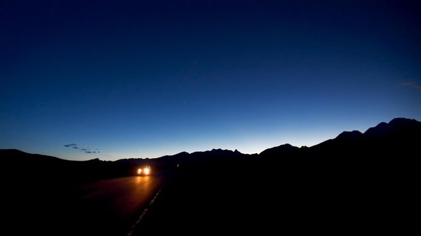 夜空地平线大山高清PNG透明背景，摄影风景素材免费下载