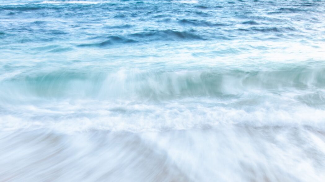 海滩风情，石头与海浪共舞，超清4K海洋壁纸（3840x2160）高清下载