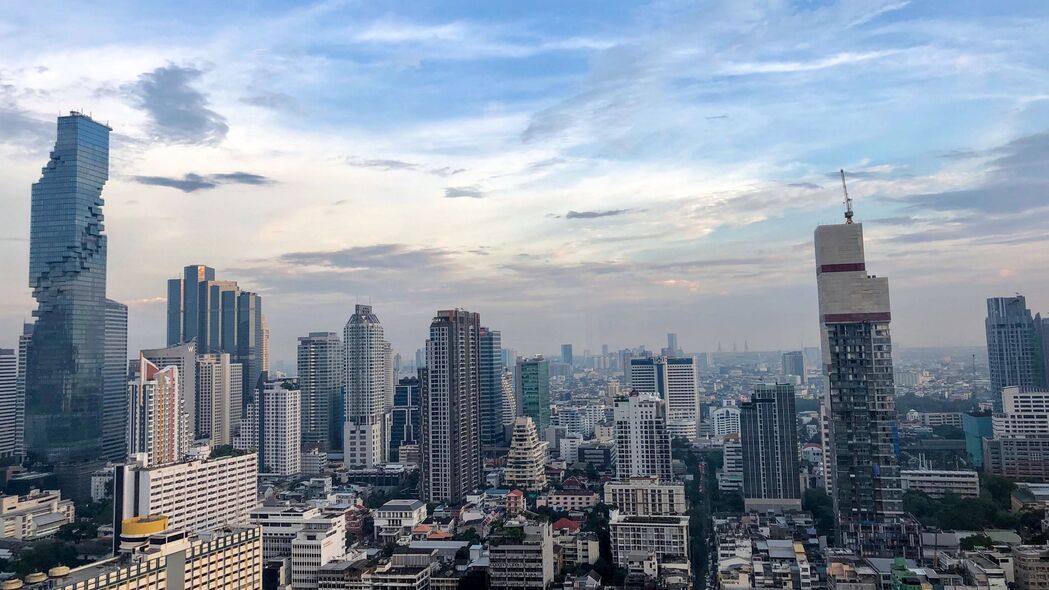 城市天际线，大都市建筑4K超清壁纸，3840x2160高清下载，领略天空下的建筑之美
