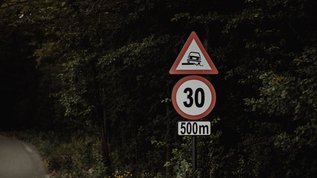 道路标志铭文数字4K超清壁纸，3840x2160高清背景图片下载