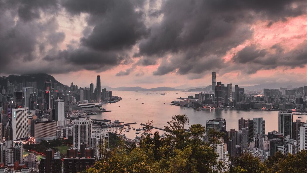 香港城市风光，海岸建筑4K超高清壁纸（3840x2160）下载