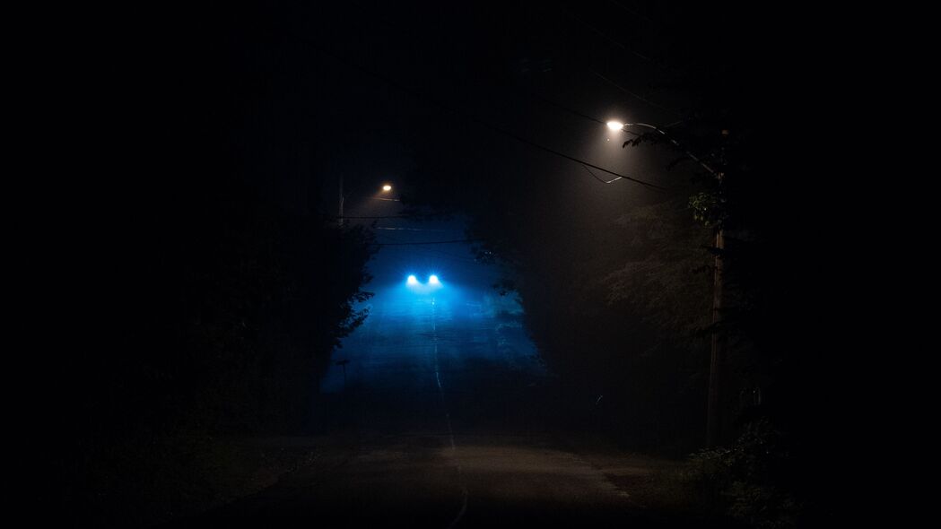 道路灯光照亮黑暗，高清4K发光壁纸，3840x2160超清背景图片下载