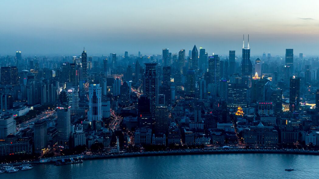 夜城河流建筑美景，4K超清壁纸，3840x2160高清大图下载