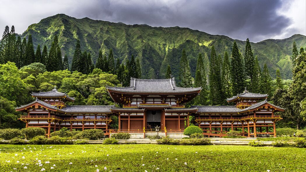 绝美建筑山脉4K风景壁纸，3840x2160超清分辨率，高清下载，一览壮丽山河美景