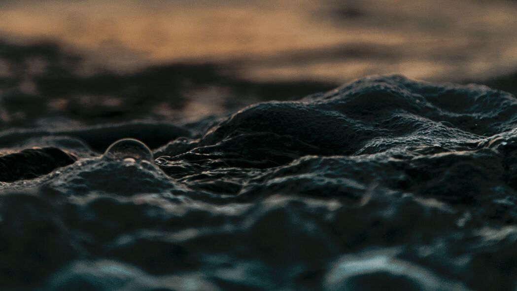 波浪水韵，日落余晖，模糊美感，4K高清3840x2160风景壁纸，免费下载