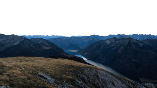 连绵山峦PNG透明背景，高清风景设计素材，一键下载
