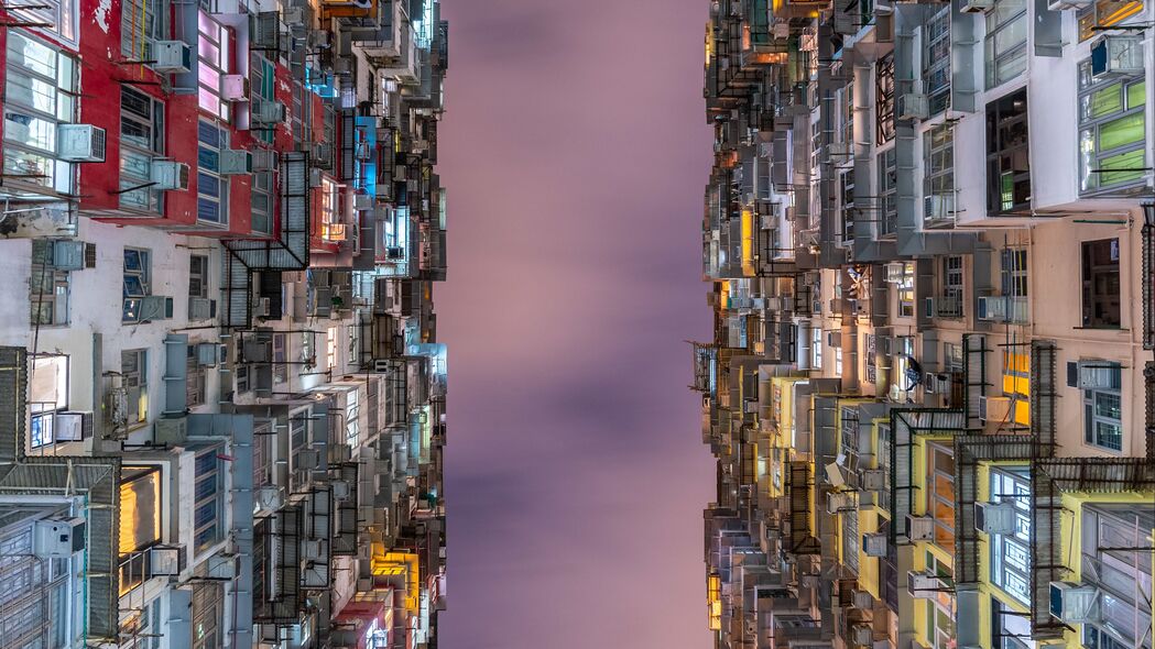 建筑底部阳台视角，高清4K天空壁纸，3840x2160超清风景图下载
