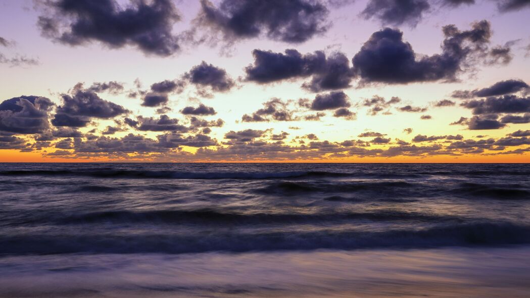 4K超清壁纸，地平线邂逅大海，海滩海浪美景尽在眼前，3840x2160高清下载