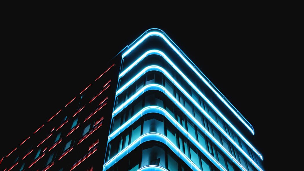 建筑霓虹，仰视璀璨夜景！4K高清壁纸3840x2160，一键下载！