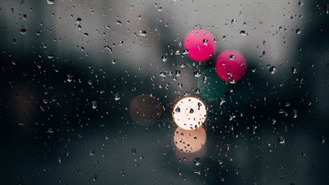 玻璃水滴微距模糊，雨水4K壁纸，3840x2160高清背景图片下载