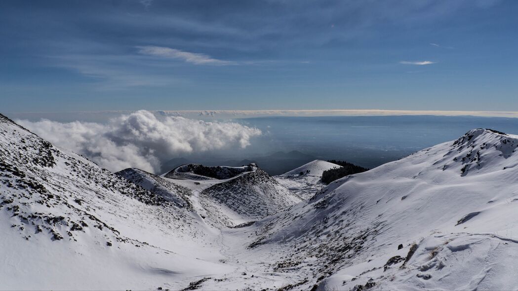 4K超清山脉雪云风景壁纸，地平线美景，3840x2160高清下载