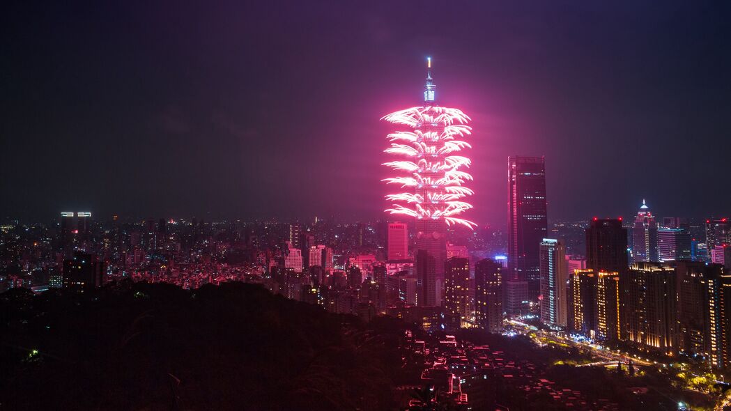 夜城烟花盛宴，建筑礼炮节日氛围，超清4K壁纸3840x2160，绝美风景图集下载
