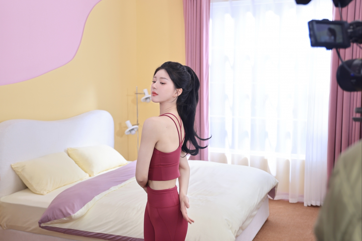 健身女神赵露思惊艳亮相！4K超清壁纸，3840x2560超高清大图下载