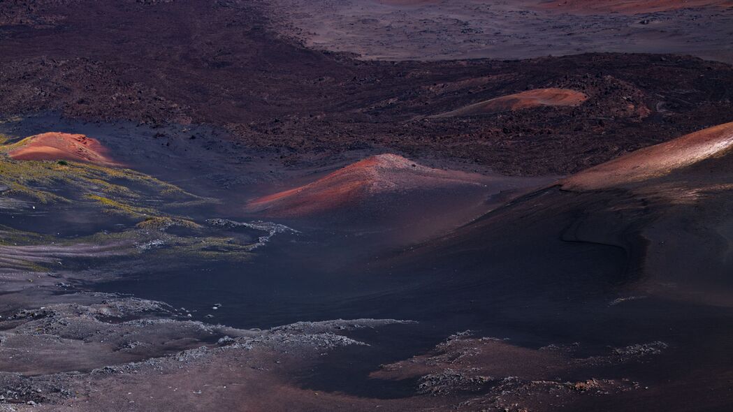 陆地浮雕鸟瞰，沙漠火山绝美风光，4K高清壁纸3840x2160免费下载