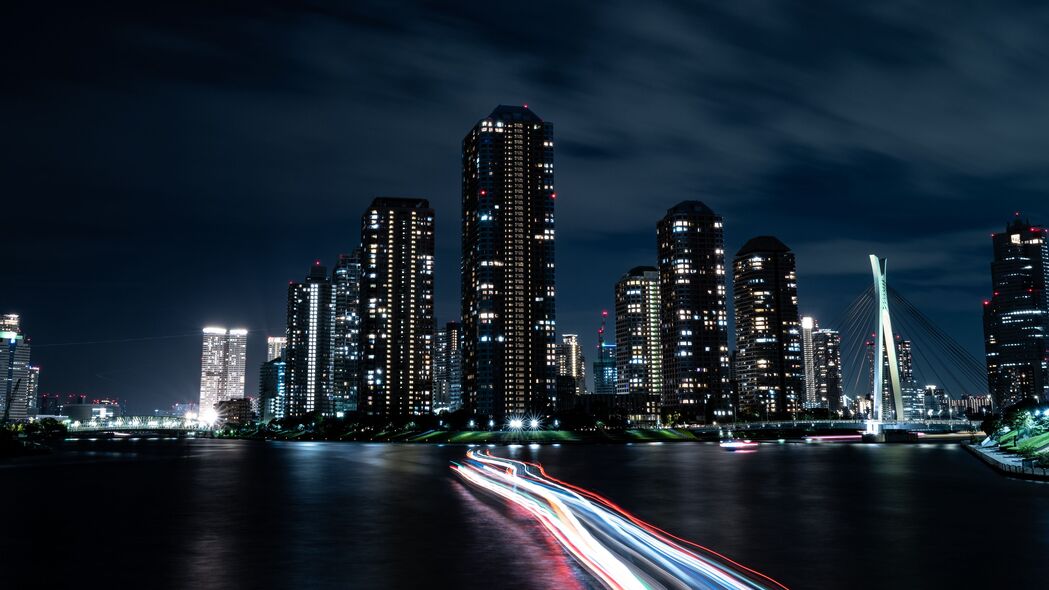 夜城摩天海岸风光，超清4K长曝光建筑壁纸，3840x2160高清下载