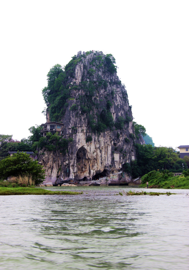 山水摄影PNG透明背景素材，高清风景设计元素，一键下载