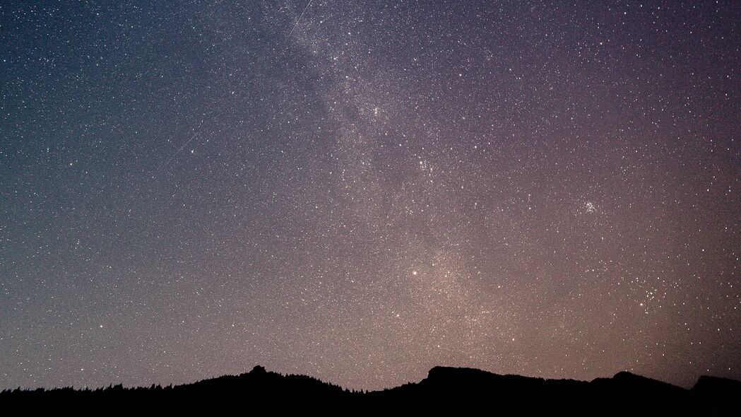 夜晚星空银河4K壁纸，高清黑暗背景，星星闪烁，3840x2160超清大图下载