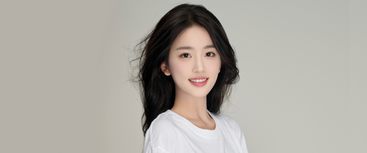 甜美微笑女神潘敏惊艳亮相！超高清4K带鱼屏壁纸，3440x1440分辨率，美女图片一键下载！