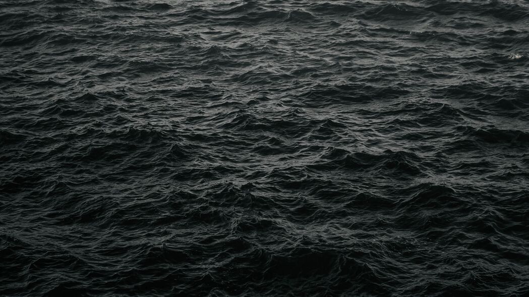 黑暗海洋波浪波纹4K高清壁纸，3840x2160精美背景图片下载