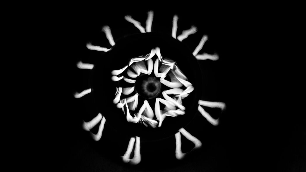 运动模糊黑白万花筒4K高清壁纸下载 - 抽象光影交织的3840x2160极致背景图