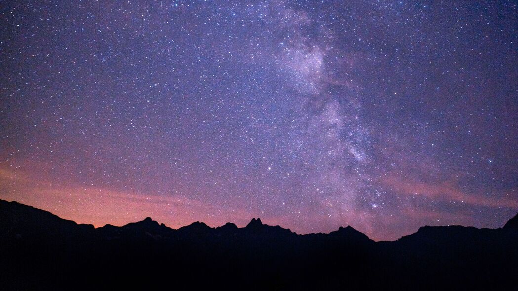 银河星空夜晚山脉美景，4K高清壁纸3840x2160，绝美背景图片下载