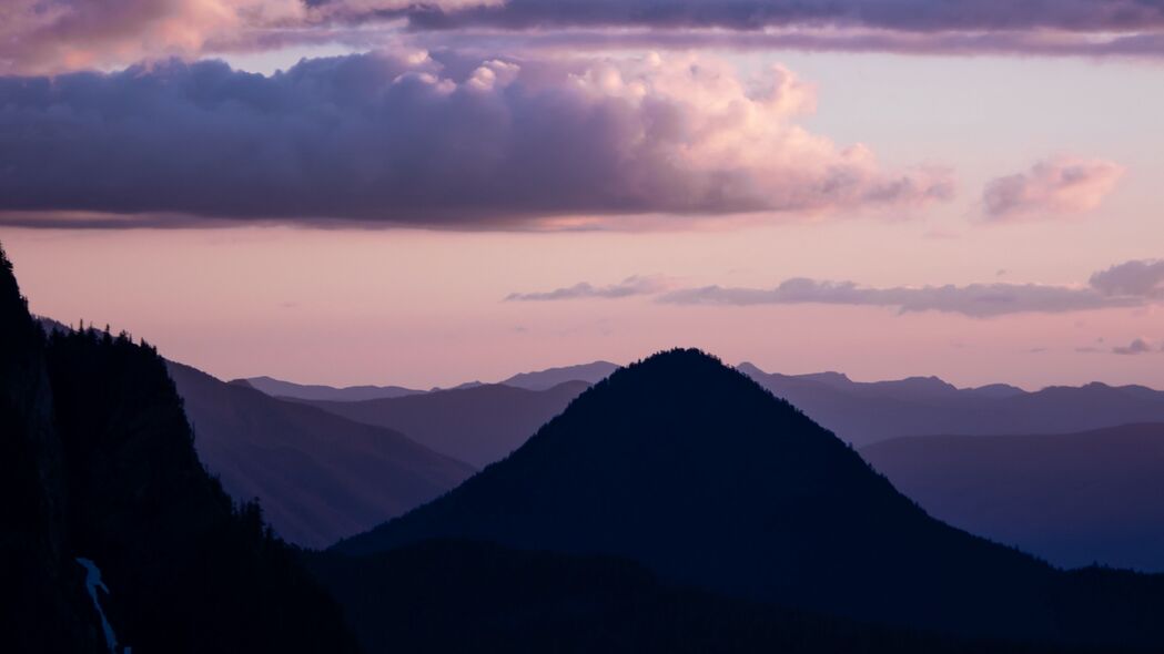 山脉黄昏风光，云端地平线美景，超高清4K壁纸3840x2160下载