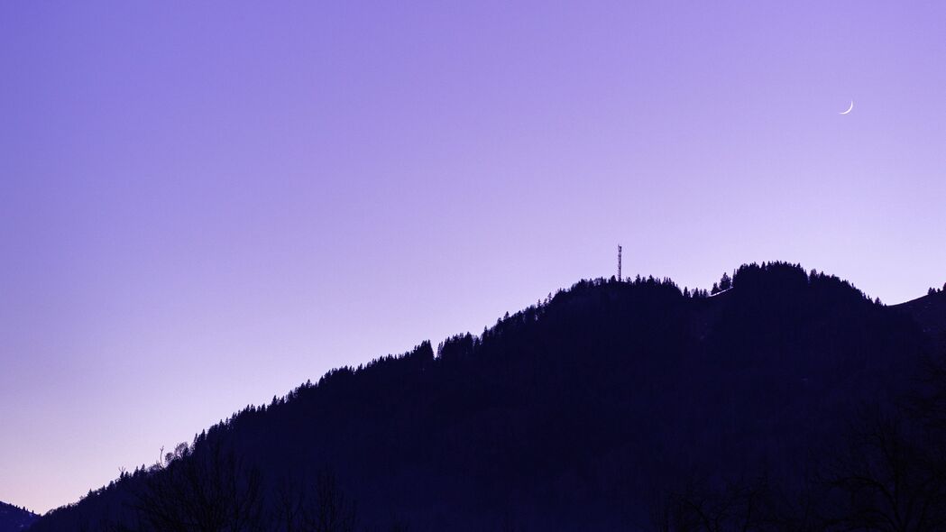 山景树木黄昏至暗，高清4K风景壁纸，3840x2160超清下载