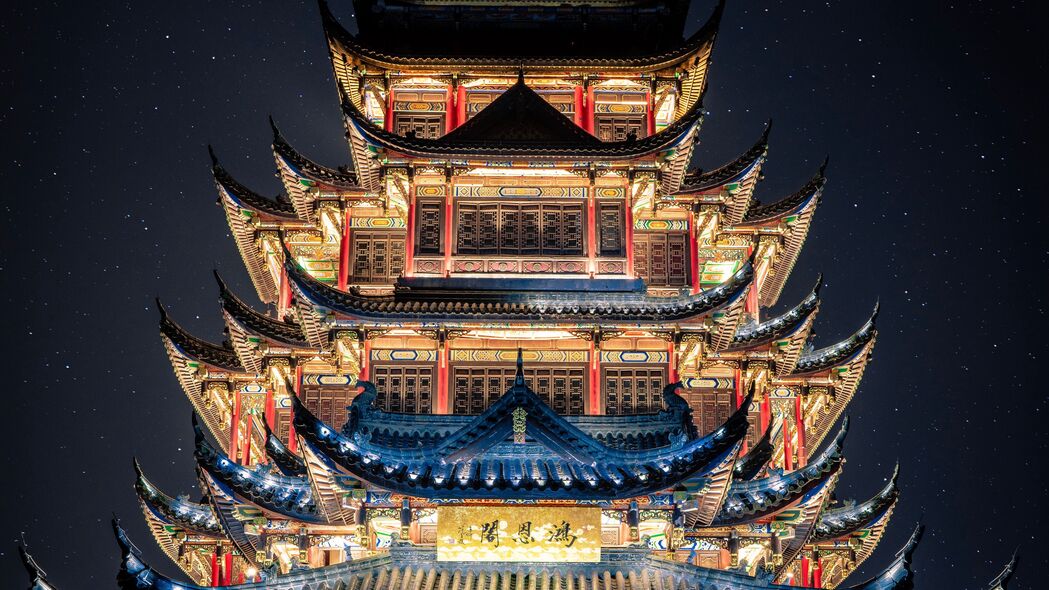 宝塔寺庙建筑正面高清4K壁纸，东方风情，3840x2160超清下载