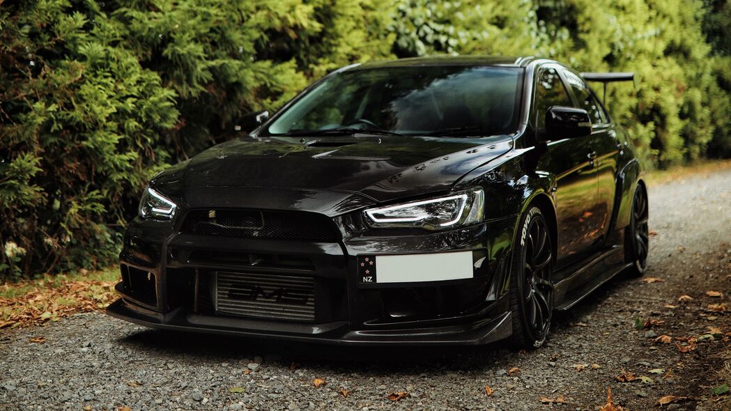 三菱Lancer Evolution 黑色正面高清4K壁纸，3840x2160超清汽车图片，免费下载