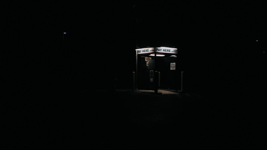 终端夜色4K深色壁纸，高清3840x2160背景图片下载