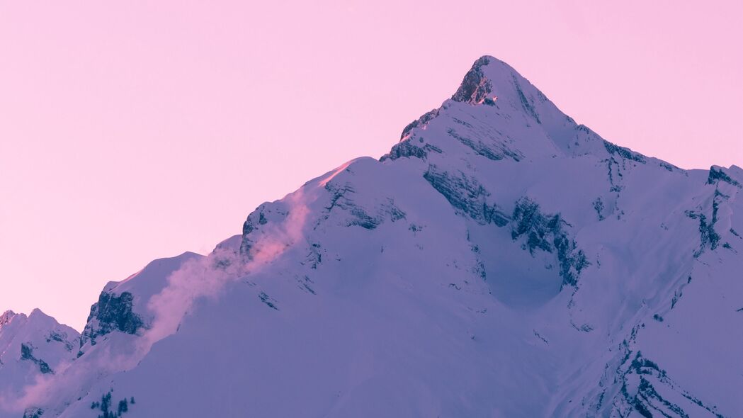 山峰雪景冬日落日，粉红天空4K超清壁纸（3840x2160）高清下载