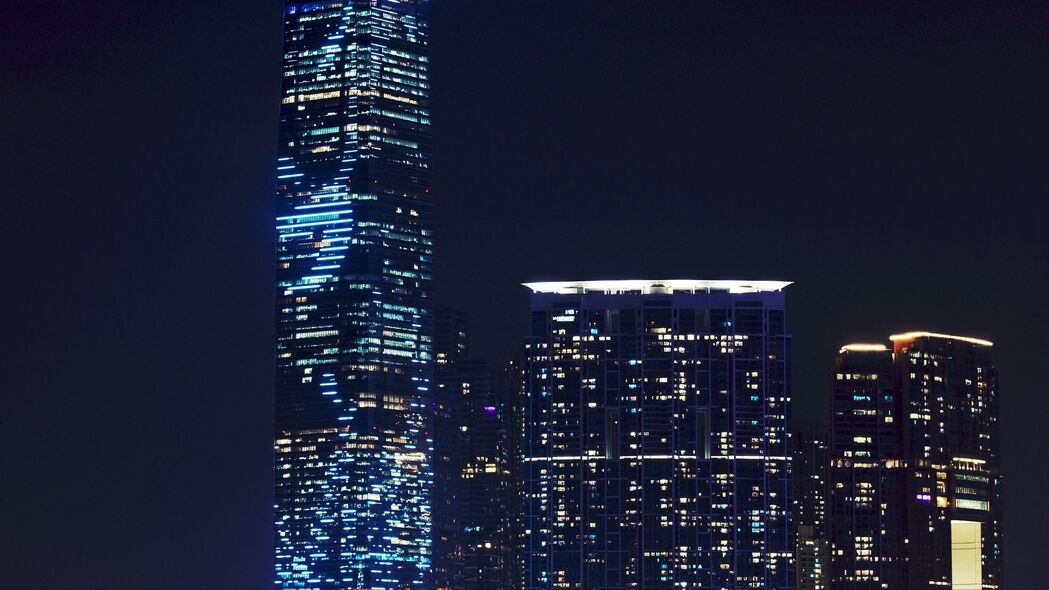 摩天大楼璀璨夜景，香港夜城4K超清壁纸，3840x2160高清下载