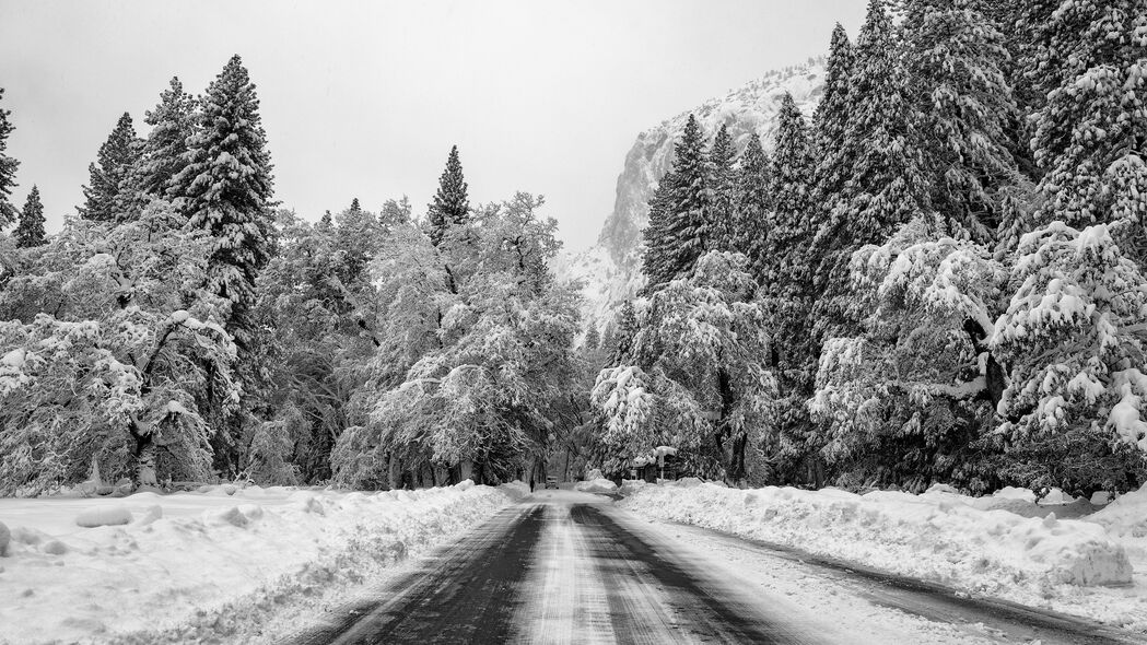 冬日雪山路景，山谷4K高清壁纸，3840x2160超清下载
