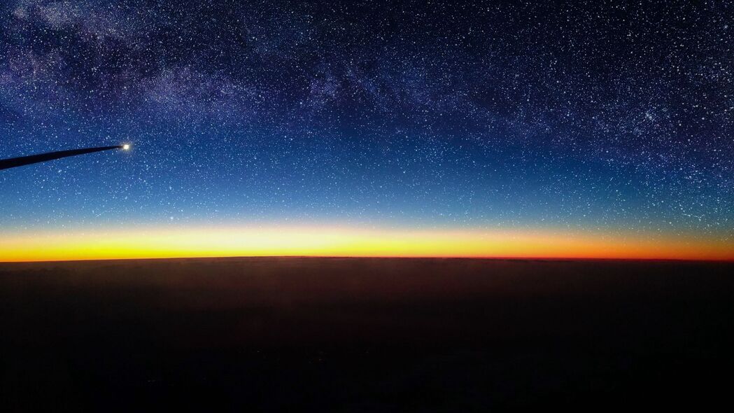 星空之美，闪耀星星地平线4K壁纸，高清3840x2160风景图片下载