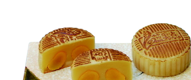 中秋佳节必备，黄色蛋黄月饼高清PNG透明图片，节日元素丰富，设计素材免费下载