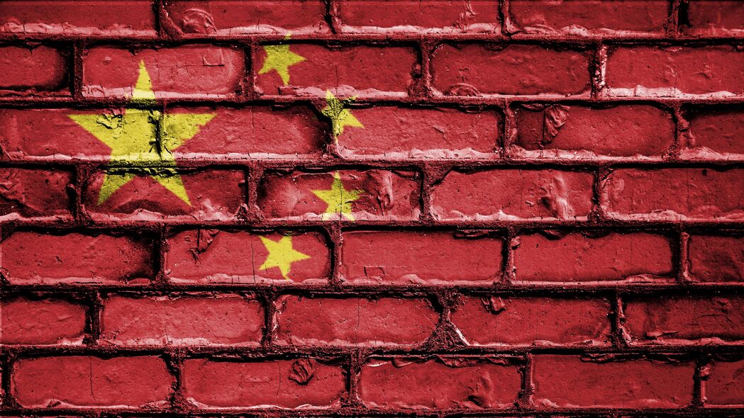 中国旗帜纹理象征，精选4K高清壁纸，3840x2160分辨率，墙壁油漆风格，免费下载