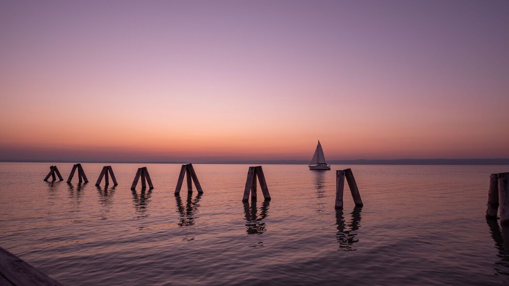 湖面落日船影，奥地利湖Neusiedl地平线美景，高清4K壁纸3840x2160下载