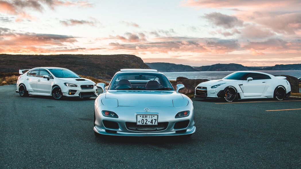 Mazda RX-7高清正面4K壁纸，3840x2160分辨率，汽车爱好者必备！