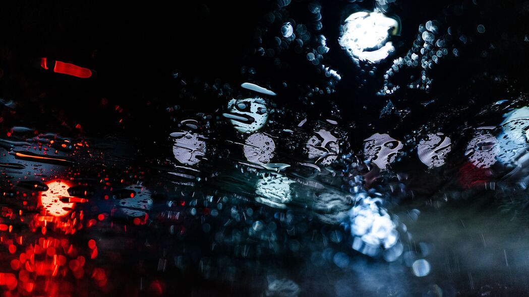 4K高清壁纸，滴落眩光散焦，湿气雨水表面，精美3840x2160背景图片下载