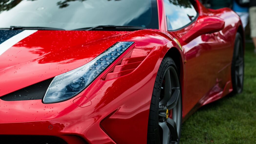 法拉利458 Speciale，超炫红色跑车4K高清壁纸，大灯犀利车轮炫酷
