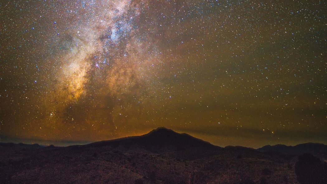 美国戴维斯堡，星空山脉银河4K高清壁纸，3840x2160超清风景图片下载