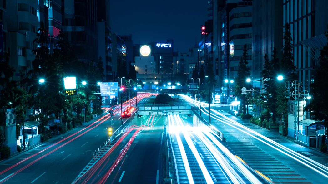 夜城东京，璀璨道路灯光，高清4K壁纸，3840x2160极致美景下载