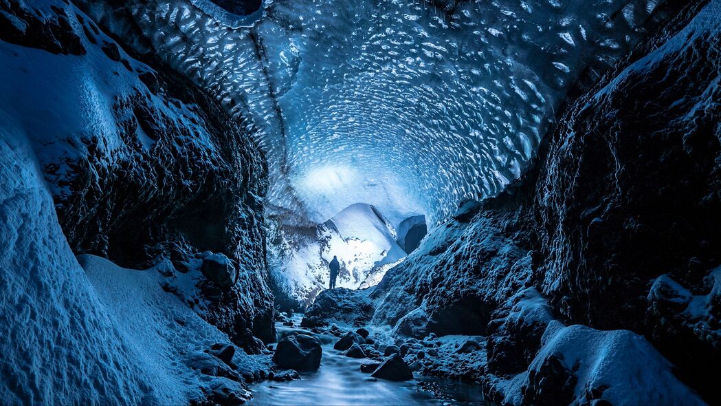 冰川洞穴奇幻之旅，冰雪奇缘4K超清壁纸，3840x2160高清下载