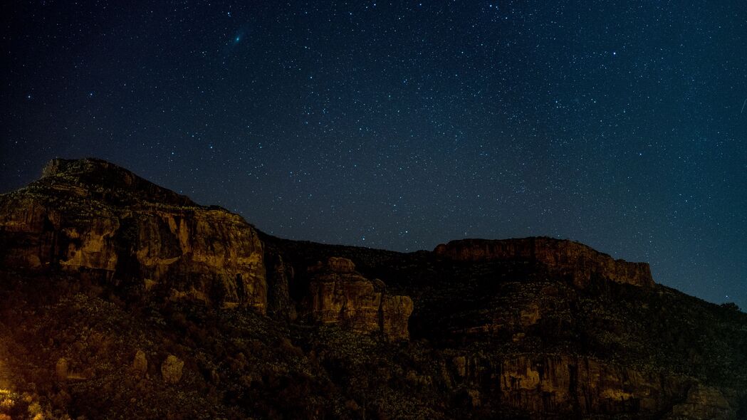 高程星空，绝美夜间景色，畅享4K超清壁纸，3840x2160高清风景图片下载