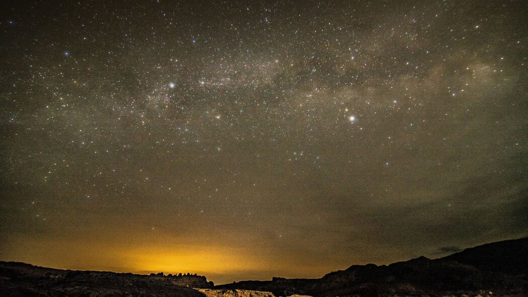星空之美，乳白色夜晚星星4K壁纸，3840x2160高清背景图片下载