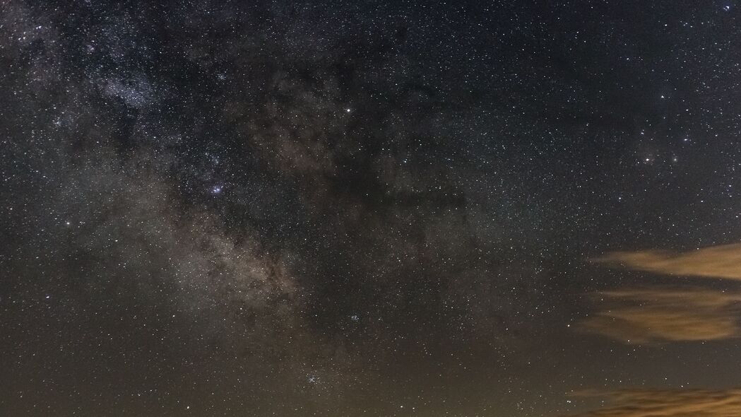 星空之美，银河系璀璨夜晚，棕色调4K高清壁纸（3840x2160）免费下载