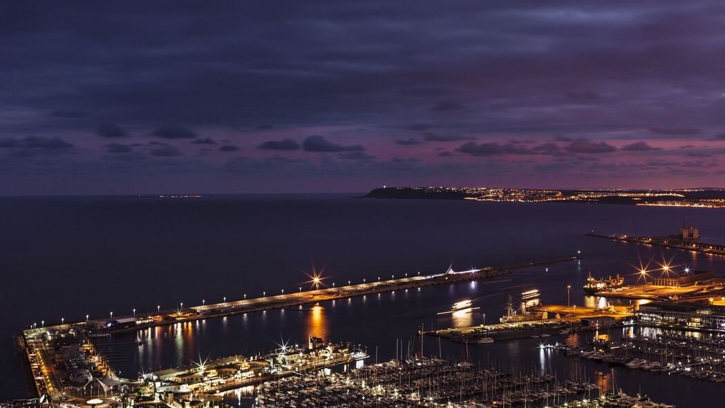 阿利坎特夜景高清壁纸，西班牙海滨风光，4K超清3840x2160免费下载