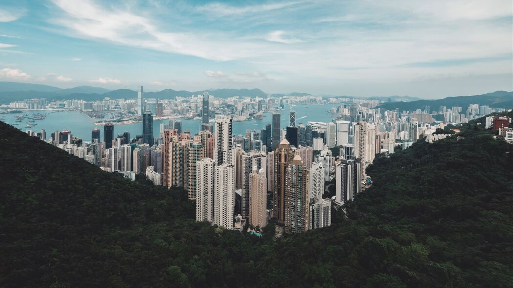 摩天大楼高清建筑4K壁纸，3840x2160超清风景图片，一键下载