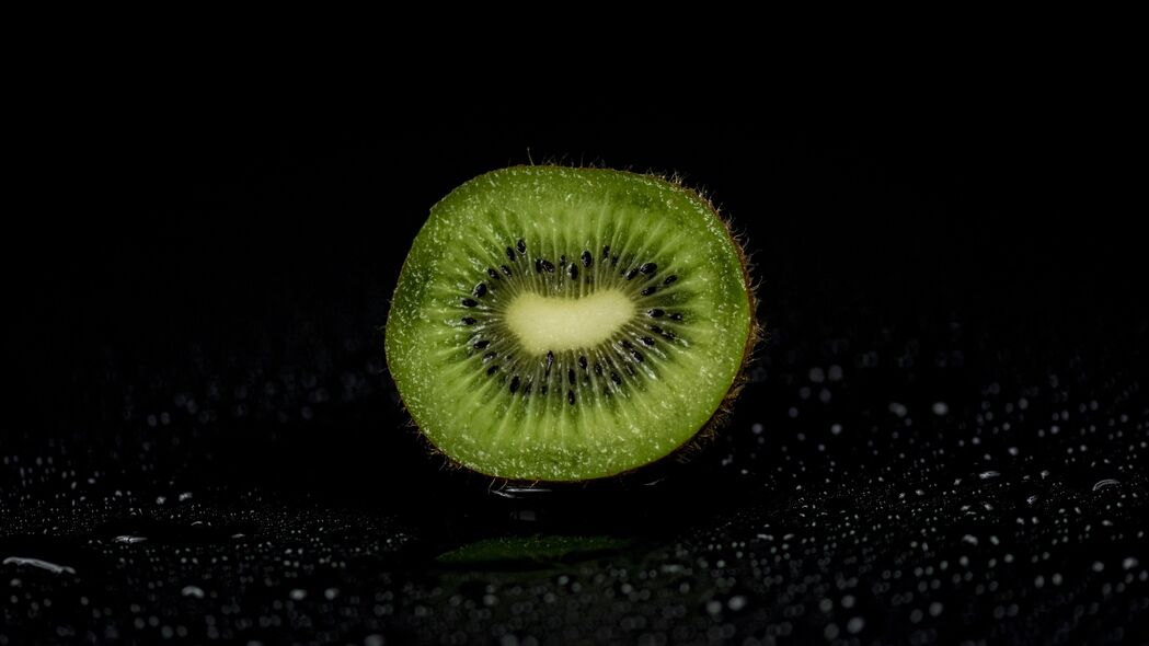 猕猴桃切片多汁盛宴，超高清4K水果美食壁纸 3840x2160下载